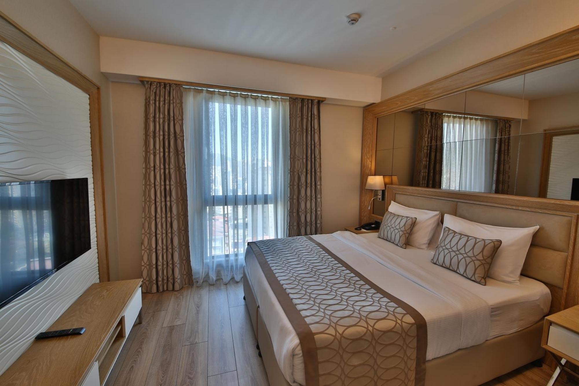 Bof Hotels Ceo Suites Atasehir Istanbul Exterior photo